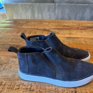Toms black Suede Slip-On Sneakers